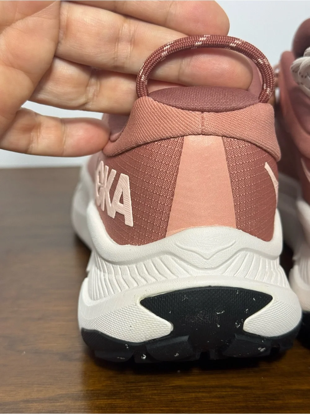 HOKA Transport GTX Gore-Tex Shoes Women’s 10 Blush Rose/Cream NWT